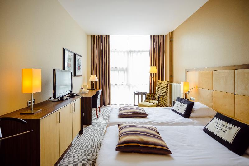 Fletcher Hotel Restaurant อาเมอร์สฟอร์ต ภายนอก รูปภาพ