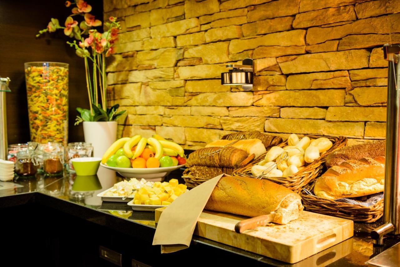 Fletcher Hotel Restaurant อาเมอร์สฟอร์ต ภายนอก รูปภาพ